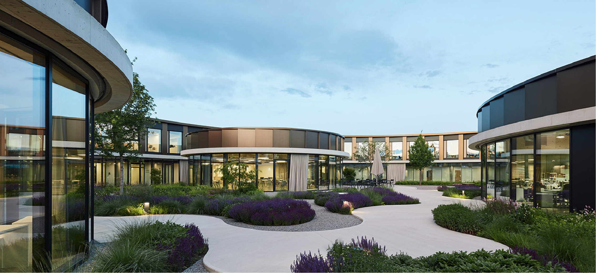 EJOT-crossfix-vhf-referenz-legero-headquarter-outlet-austria-1200x550px.png